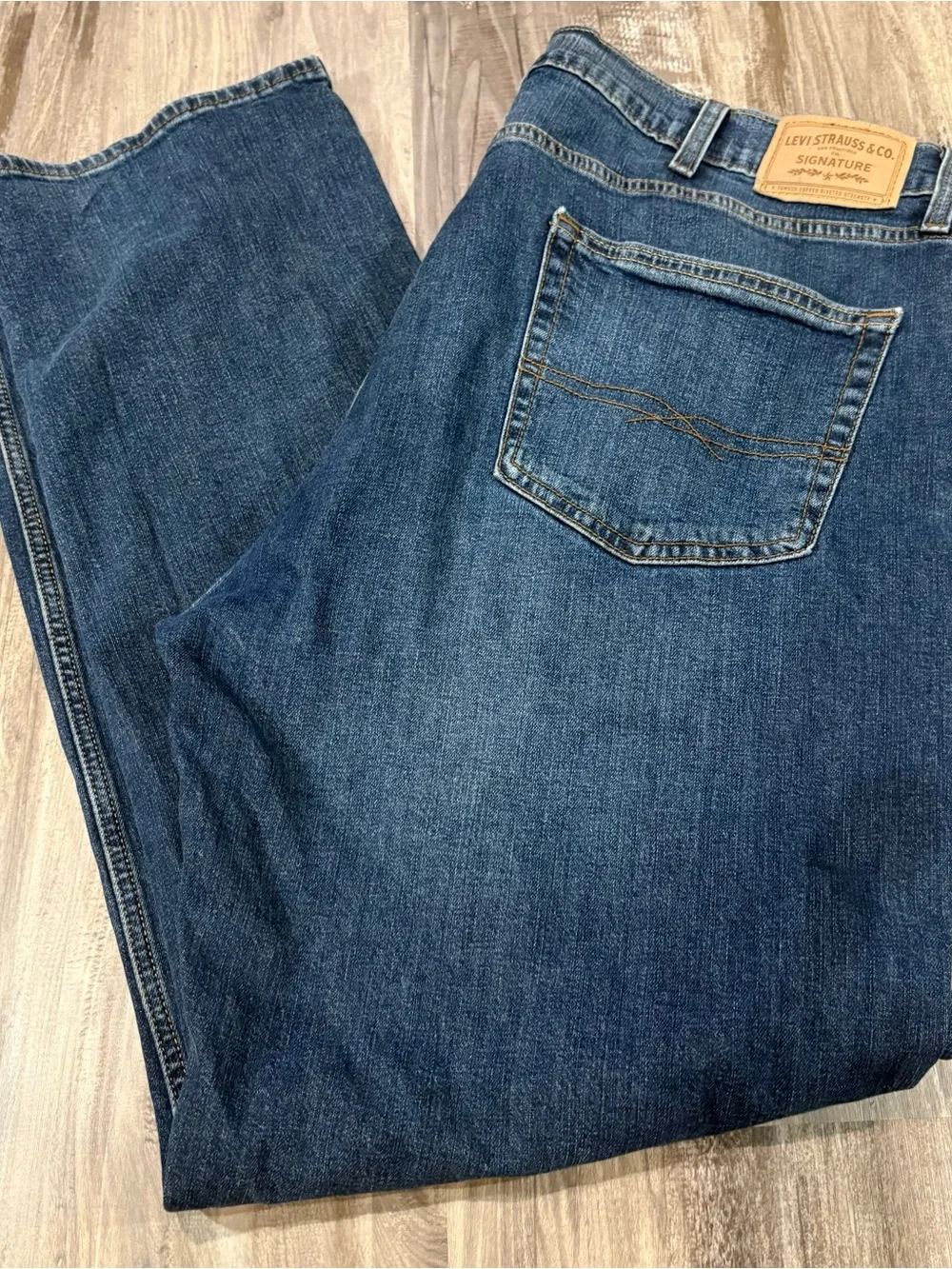 Levis Strauss Signature Mens Dark Denim Blue Jeans 38X32 Straight Leg